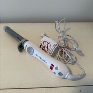 Beachwaver S1 White Rotating Curling Iron NWOT